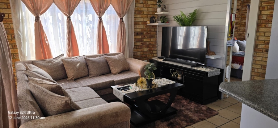 1 Bedroom Property for Sale in Parys Free State
